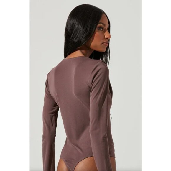 NWT ASTR The Label Women's Brown Kimberly Mocha Bodysuit Size S/M/L - Picture 3 of 14